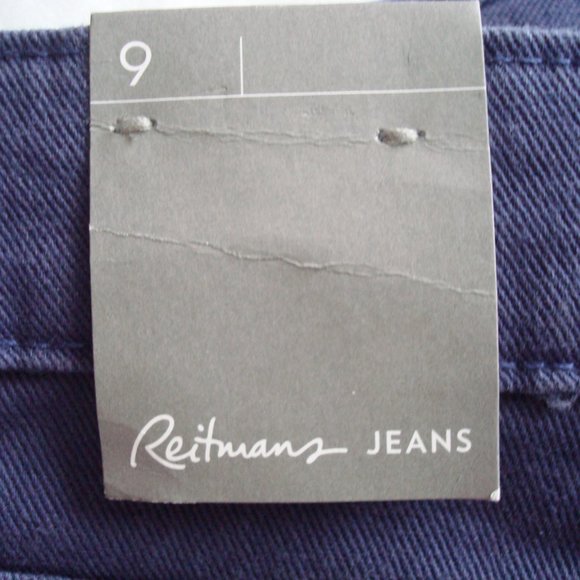 Reitmans slim leg jeans - Picture 3 of 8